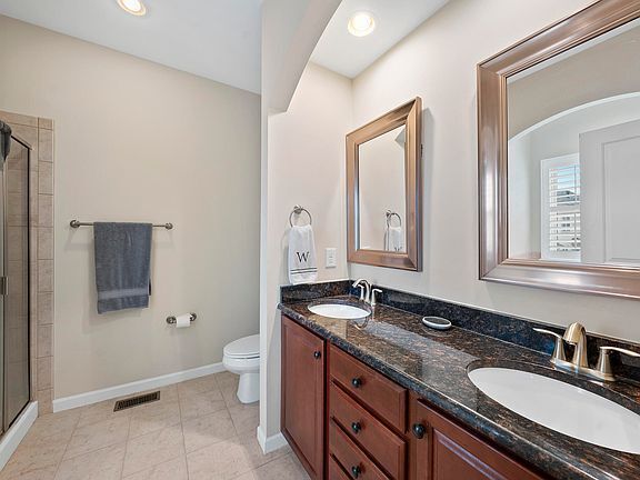 Building Photo - Build Equity While Leasing - Lease and Own...