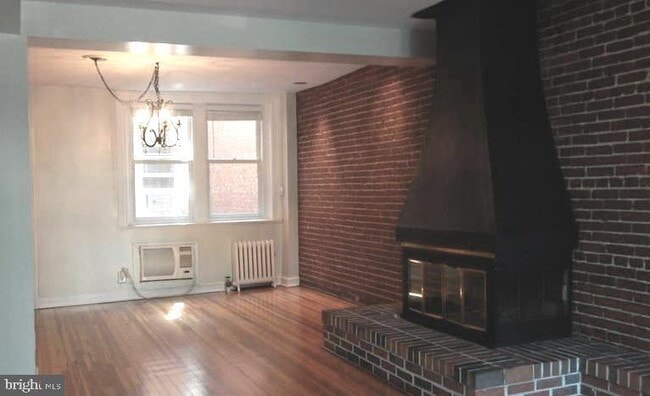 Building Photo - 1829 16th St NW