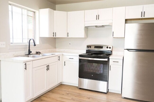 Foto del edificio - 1009 N Hickory St