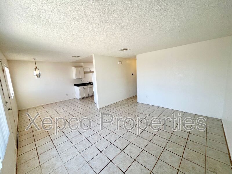 Primary Photo - 66300 Ironwood Dr