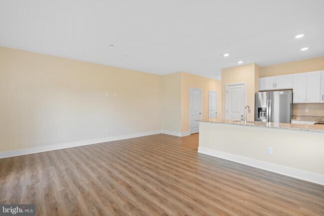Building Photo - 112 Hopi Pl