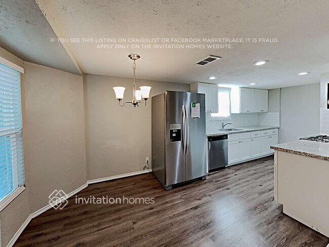Foto del edificio - 13238 Edgeboro St