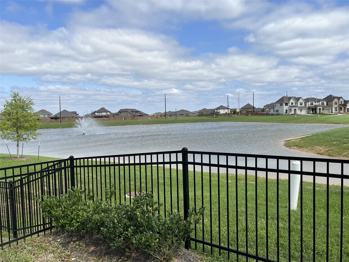 Foto principal - 2944 Cordova Hl Dr