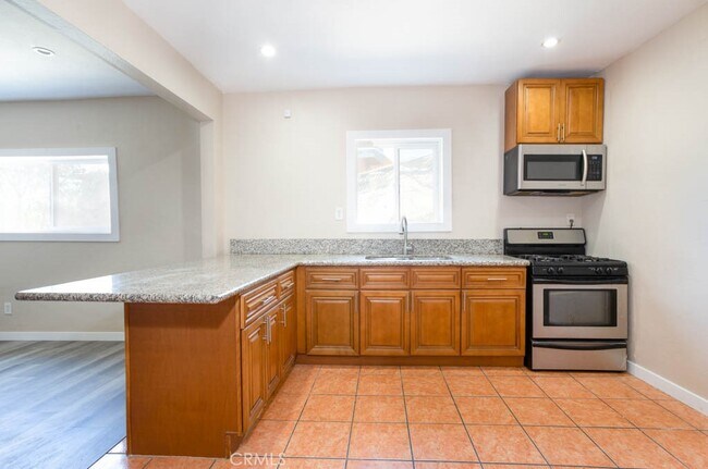Foto del edificio - 1059 Buelah Cir