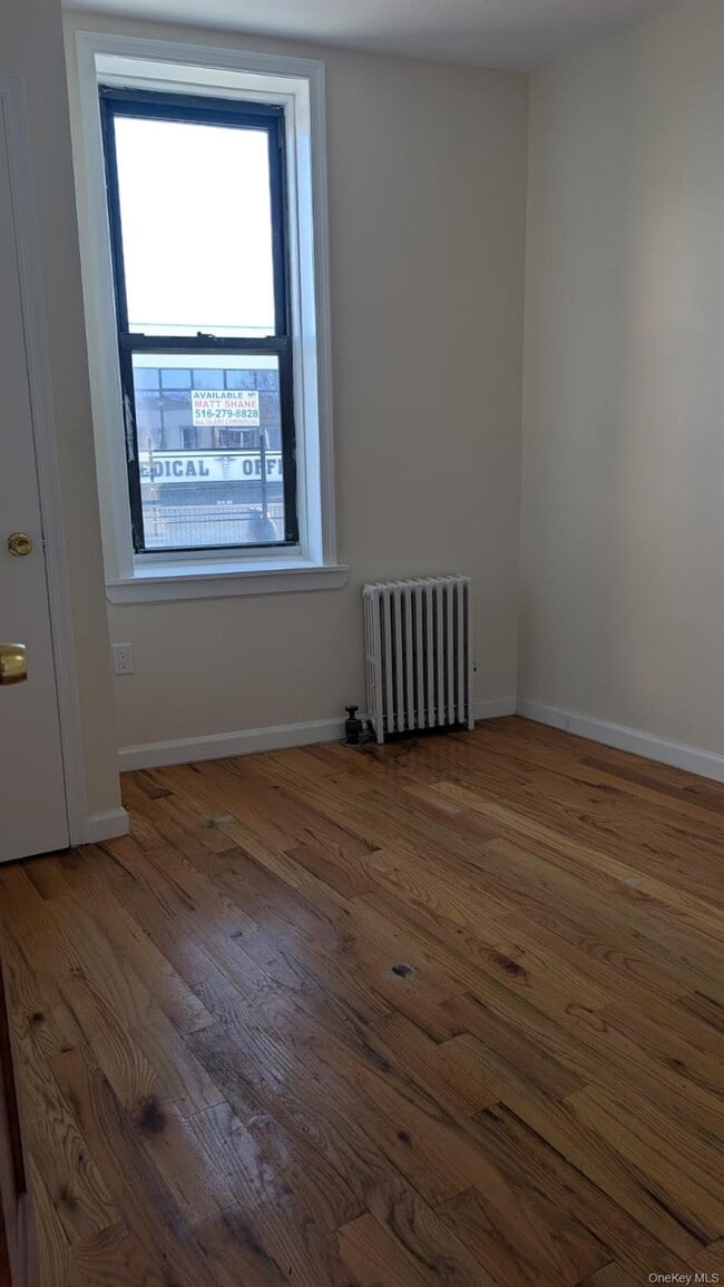 Foto del edificio - 214-85 Jamaica Ave