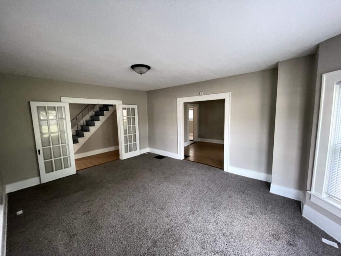 Foto principal - Spacious 3Bd; 1Ba Single Family Home
