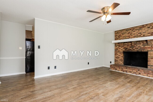 Building Photo - 3 br, 1.5 bath House - 4308 Pinto Ln