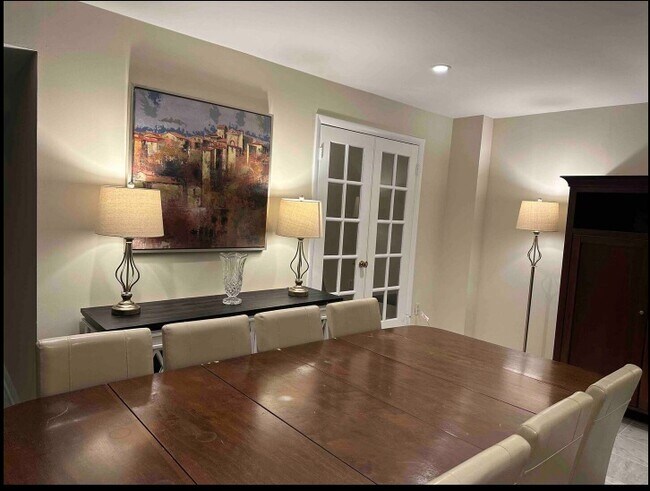 Foto del edificio - 6034 Chesterbrook Rd