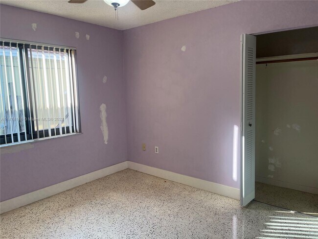 Foto del edificio - 1829 NW 16th St