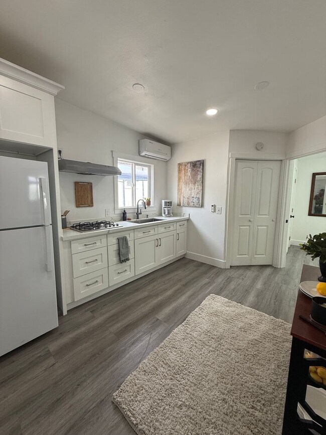Foto del edificio - 730 E 48th St