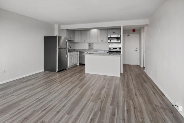 Foto del edificio - 1 bedroom in Chicago IL 60660