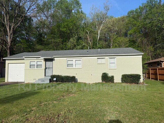 Photo - 3613 Ladue St House