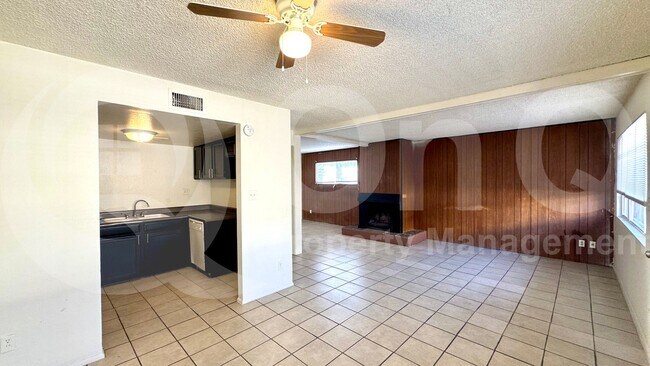 Foto del edificio - 2662 N 43rd Ave