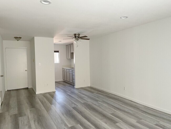 Foto del edificio - 2380 Chestnut Ave