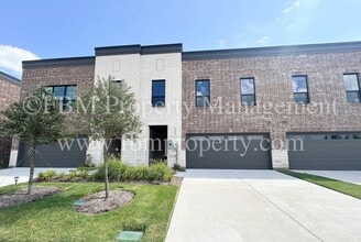 Building Photo - 2133 Layla Dr
