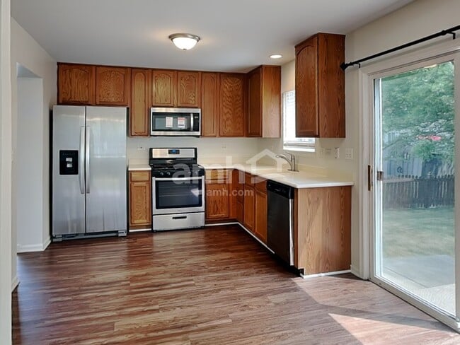 Building Photo - 1828 Ness Way