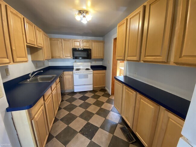 Building Photo - 6 br, 2 bath House - 315 John St 315 John