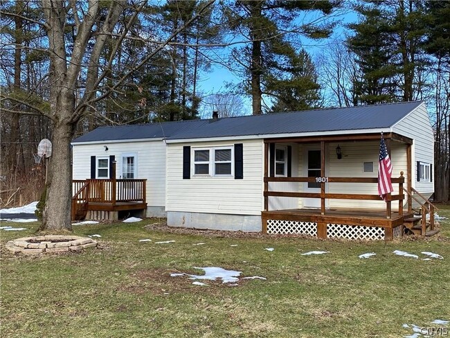 Building Photo - 1601 Chestnut Ridge Rd