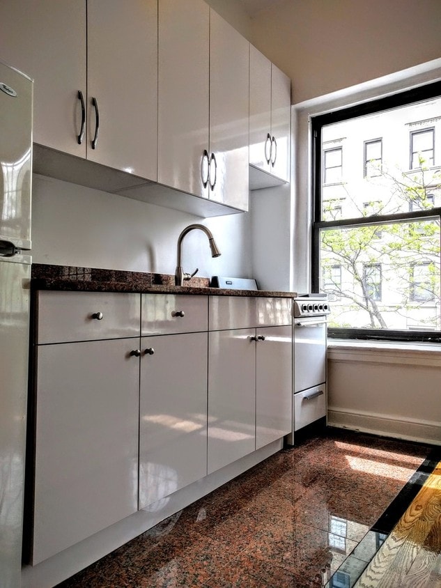 Floorplan - 299 East 11th St