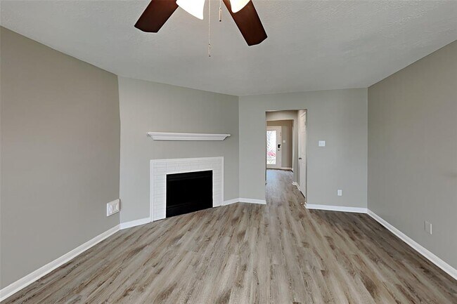 Foto del edificio - 14307 Cypress Meadow Dr