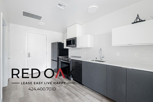 Foto del edificio - 700 N Spaulding Ave