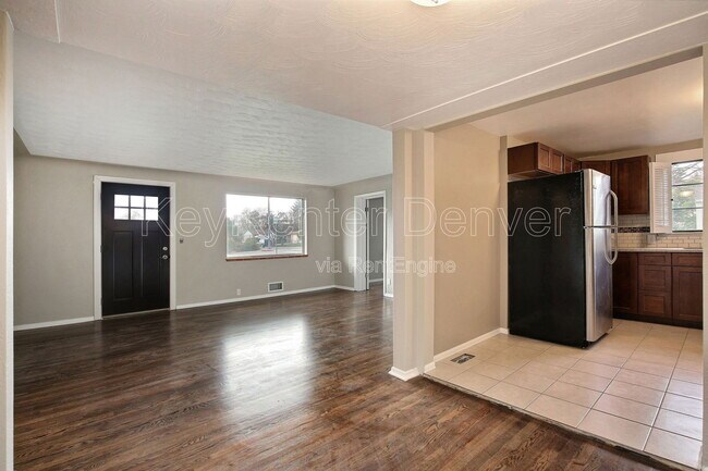 Foto del edificio - 4105 Pierce St