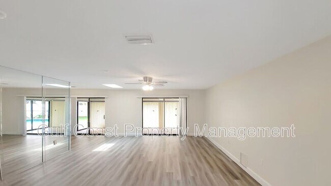 Foto del edificio - 4716 Tournament Blvd