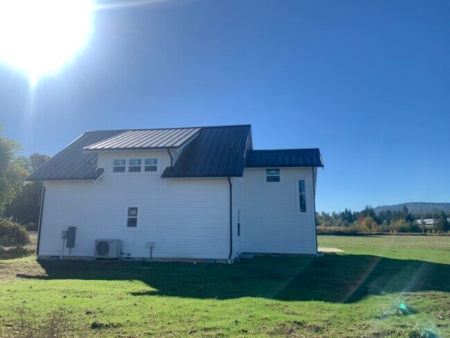 BAck of the house - 3002 E Smith Rd