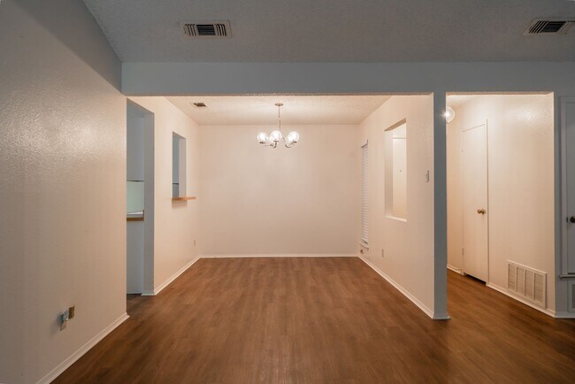 Building Photo - Home for Rent