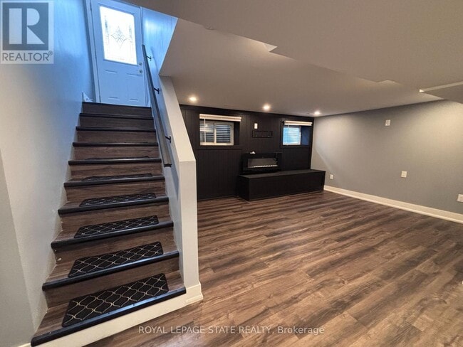 Building Photo - 185 Bonaventure Dr