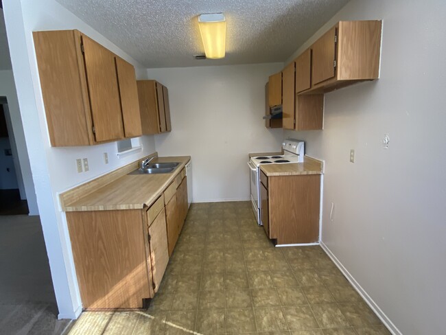 Building Photo - 403 Tammy Lynn Dr