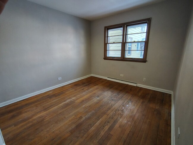 Foto del edificio - 2710 N Rockton Ave