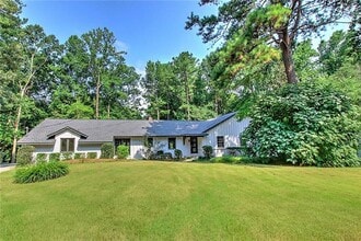Building Photo - 4176 Triple Creek Ct NE