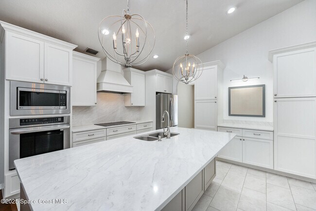 Foto del edificio - 776 Carriage Hill Rd