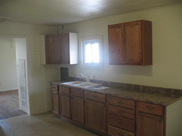 Building Photo - 3239 Ludwig St