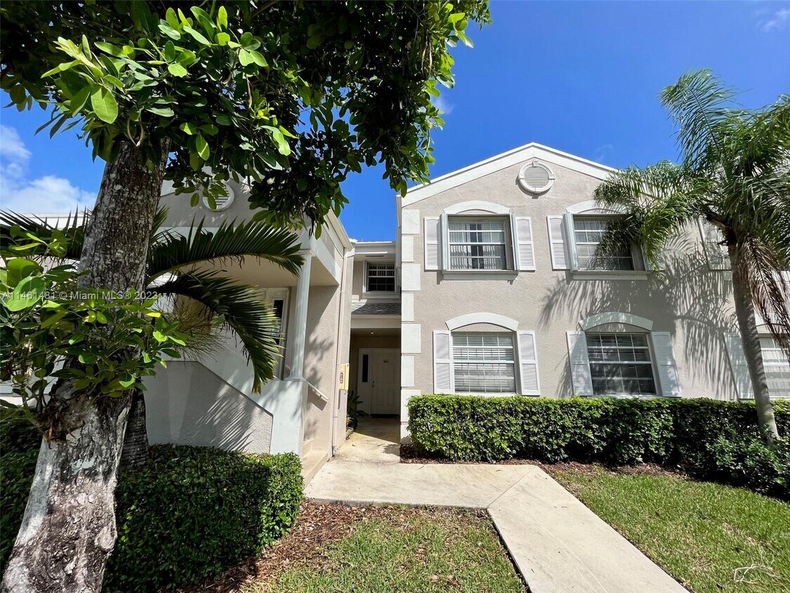 Foto principal - 2615 SE 21st Ct