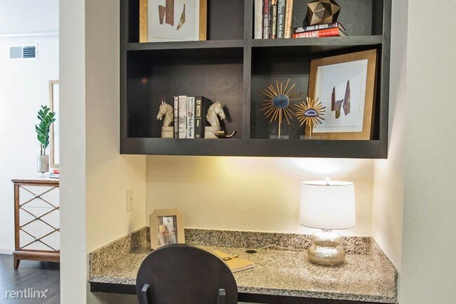 Foto del edificio - 1 br, 1 bath  - 926 S Fry Rd