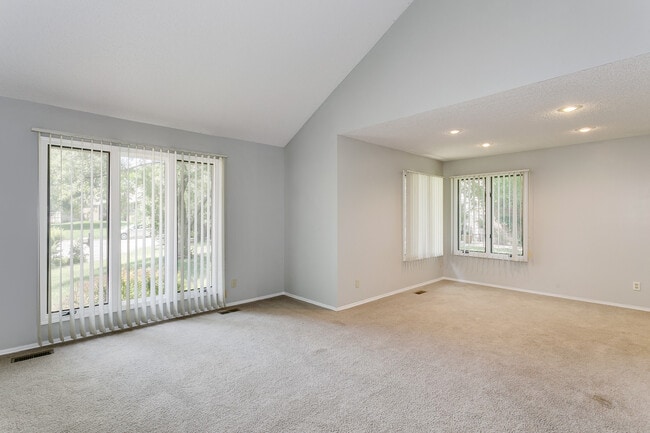 Foto del edificio - 2226 S Linden Ct