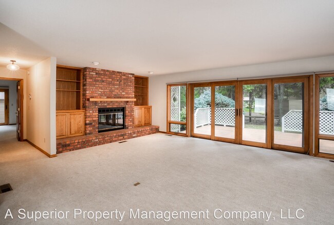 Foto del edificio - 4 br, 3.5 bath House - 20380 Big Bear Ct