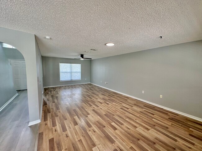Building Photo - 20 Zinnia Trail