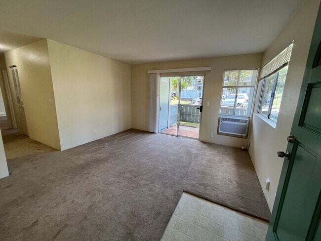 Foto del edificio - Gardens at Launani (Mililani Tech Park) - A/C, ground floor, 2 bed, 2 bath, 2 parking