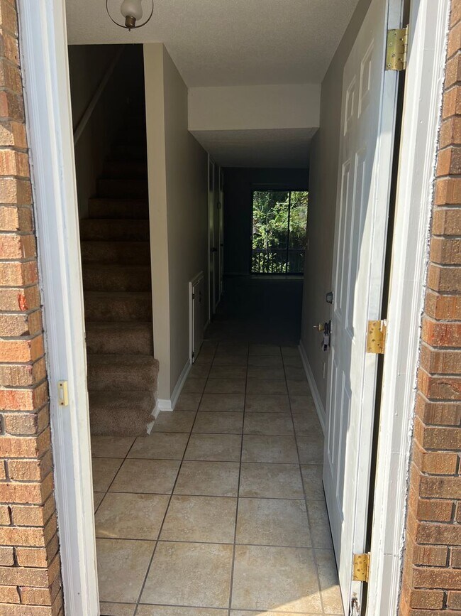Foto del edificio - Available  Now 208 Apache Drive unit 5