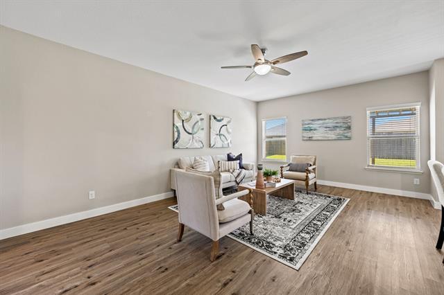 Foto del edificio - 2460 French St