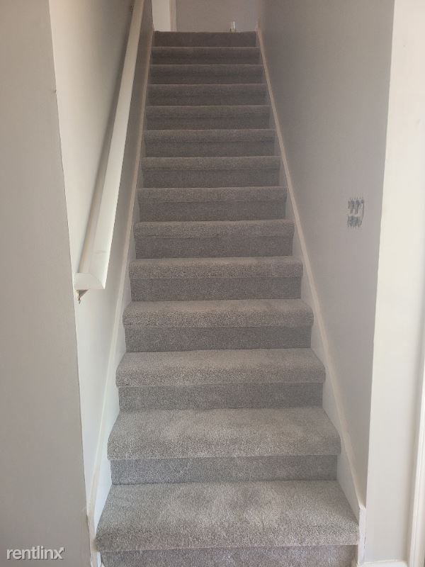 Foto del edificio - 3 br, 2.5 bath House - 3042 KNOLL VIEW PL