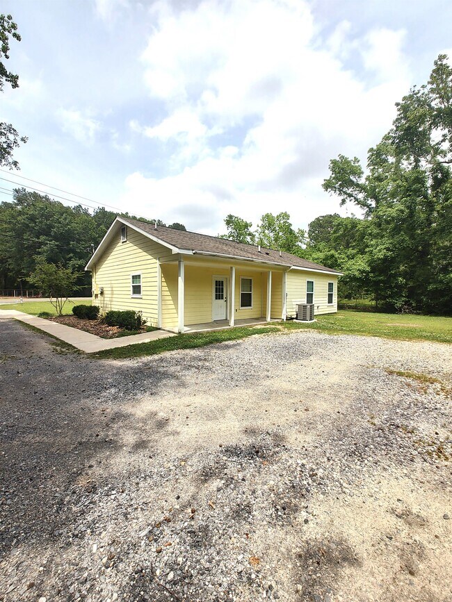 Building Photo - 407 TX-421