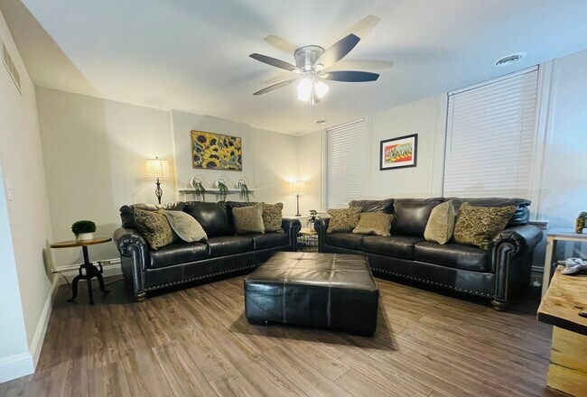 Foto del edificio - 3433 Illinois Ave