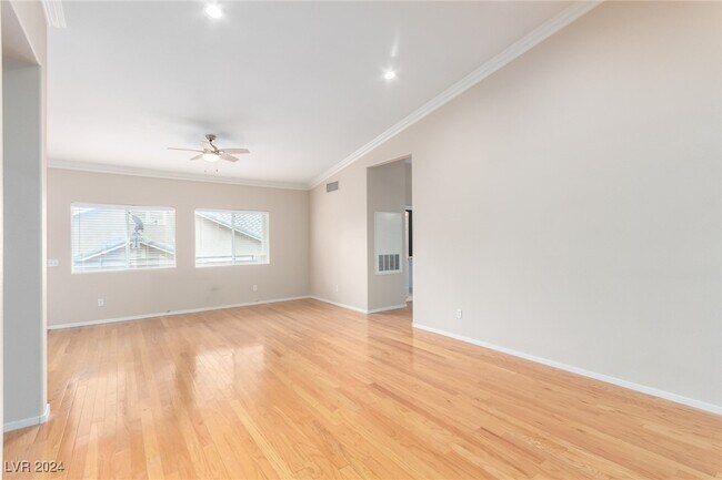 Foto del edificio - 2000 Jade Creek St