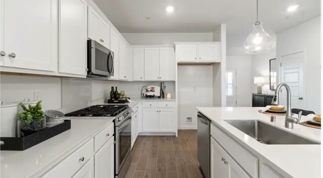Foto del edificio - 1062 Compass Dr W