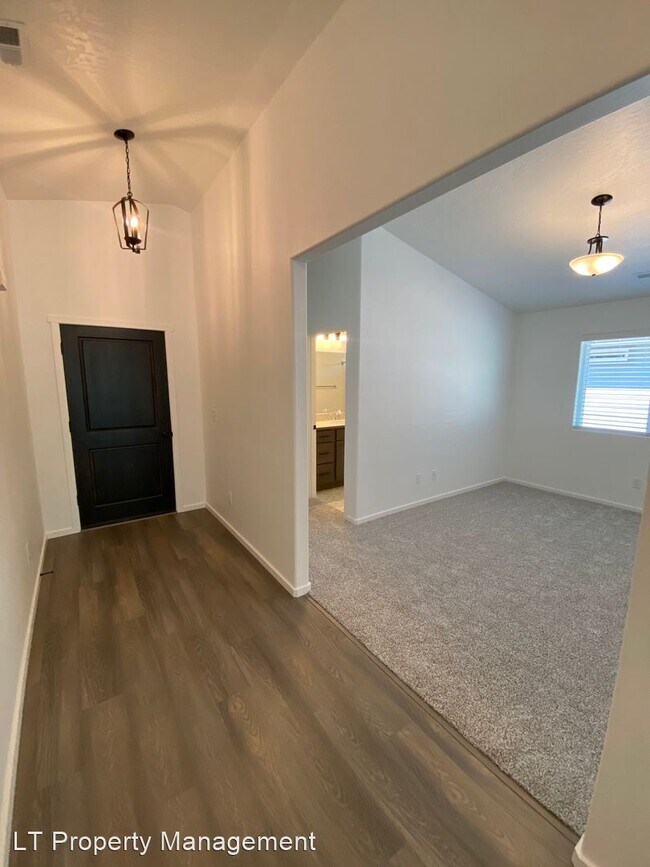 Building Photo - 3 br, 2 bath House - 3102 N McMillan St