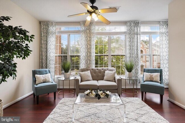 Foto del edificio - 6613 Netties Ln